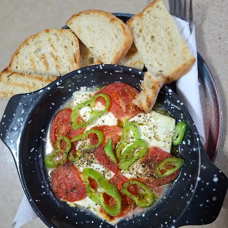 Friends' & Gjirokastër