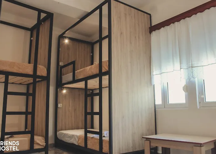 Friends' & بيت شباب Gjirokastër